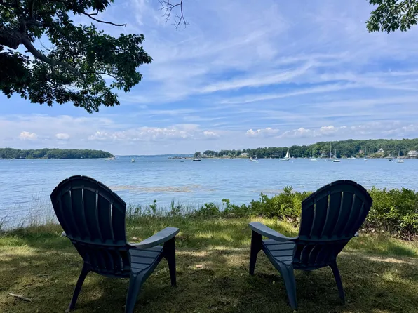 494 Island Avenue, Portland, ME 04108