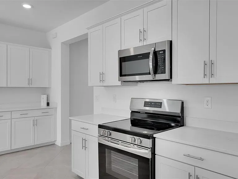 19100 Moscato Ct — Photo 14