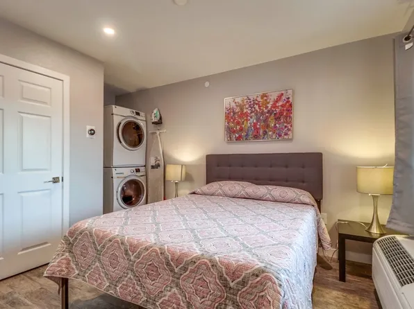 1313 W Morena Blvd, San Diego, CA