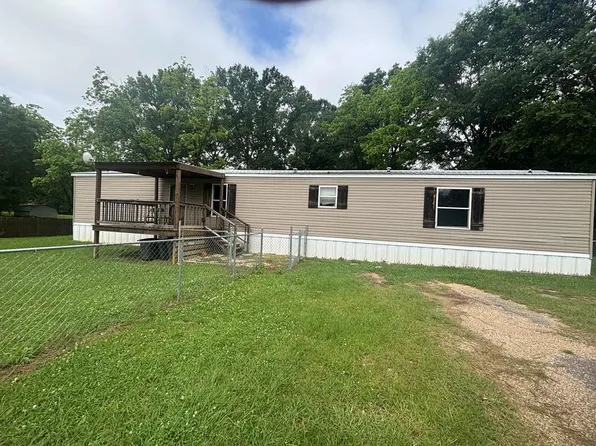209 S Pine St, Heidelberg, MS 39439