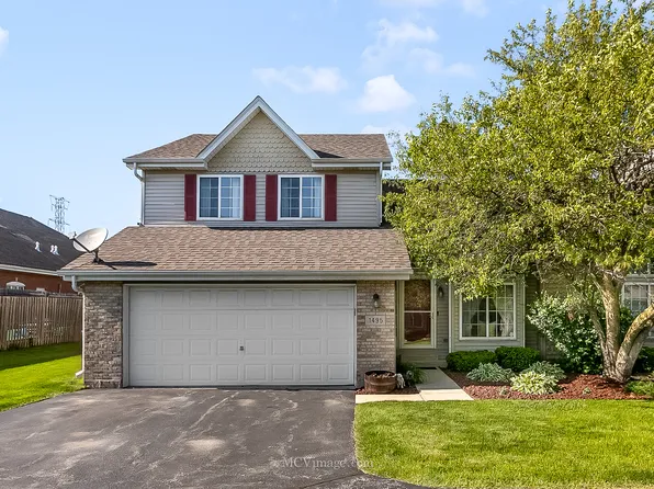 1495 Berta Dr, Crest Hill, IL 60403
