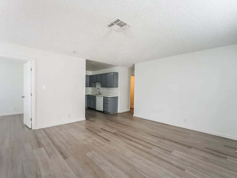 6982 Hopkins Dr #D — Photo 5
