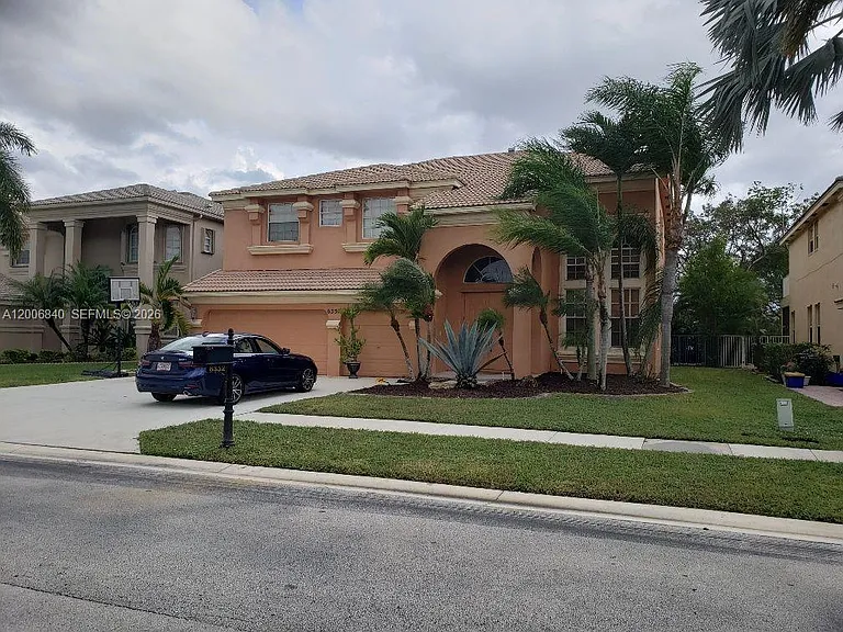 6352 Squirewood Way — Photo 1