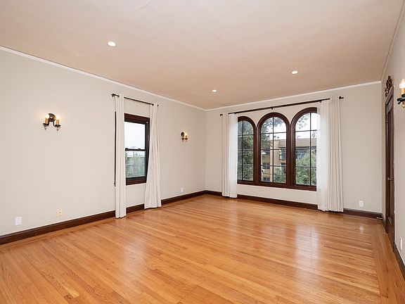5th image of 1045 El Camino Real #6