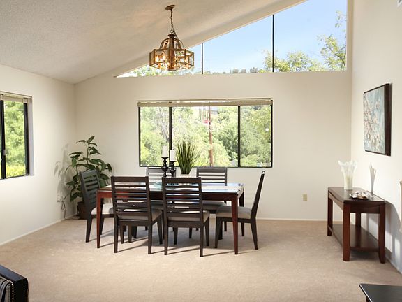 3rd image of 3014 Cornwall Dr