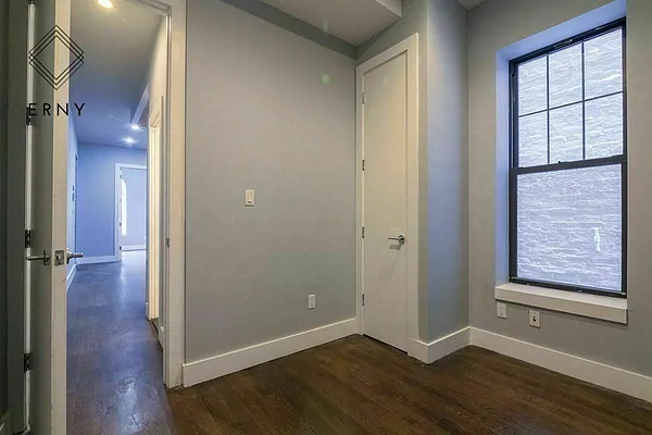 Rented by ERNY LLC | media 15