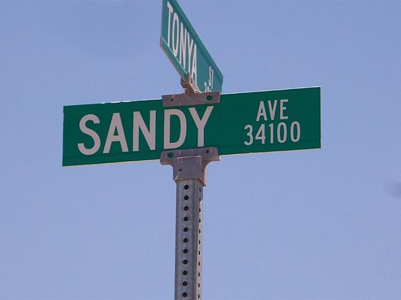 5th image of 28736 Sandy Ave