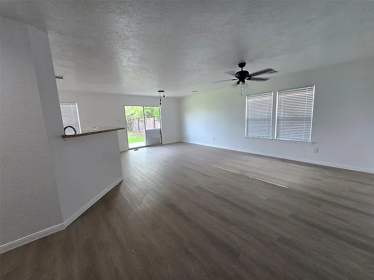 427 Remington Heights Dr — Photo 8