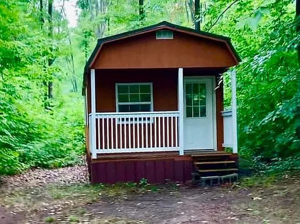6177 Wolf Rd, Frederic, MI 49733