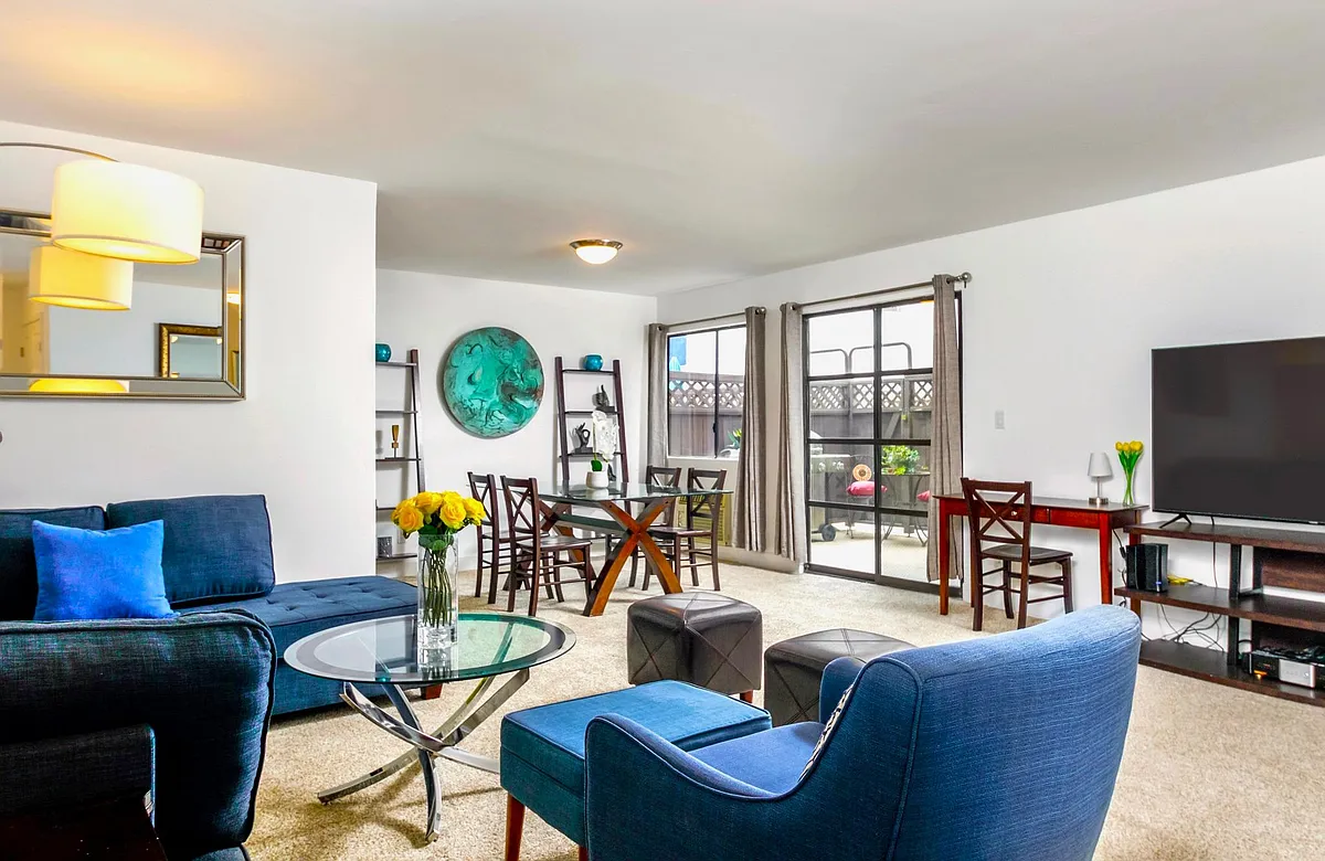 Enter into Spacious Living Room. Largest 1 Bedroom Floor Plan in the building - 10982 Roebling Ave #340