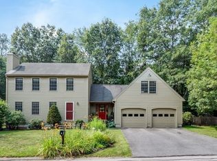 4 Crabtree Ln, Shirley, MA 01464