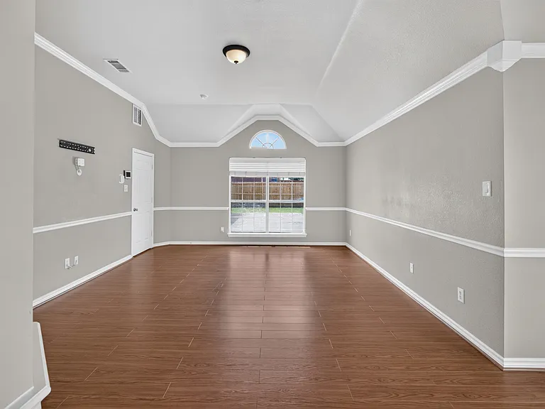 2848 Gillespie Ln — Photo 27