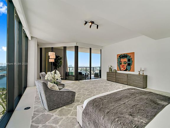 4th image of 1000 Biscayne Blvd Unit 3302