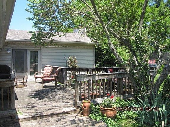 2nd image of 3012 Lynnwood Dr