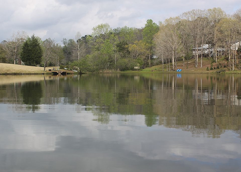 2nd image of 1760 E Shore Dr