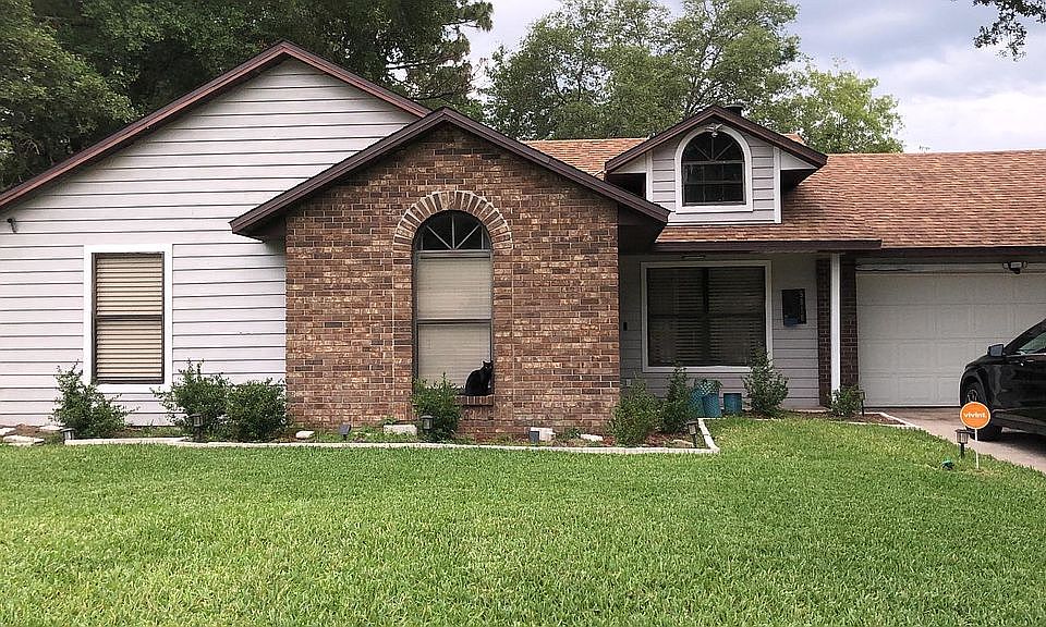 1st image of 5810 Lullaby Ln