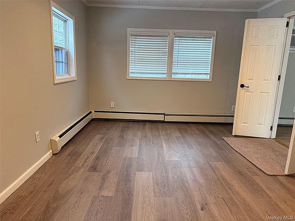 2nd image of 549 Blue Point Rd