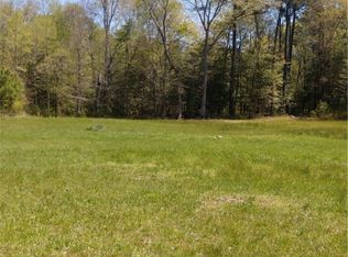 340 Roane Point Dr, Cobbs Creek, VA 23035