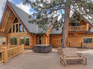 6137 Hillcrest Rd, Medford, OR 97504