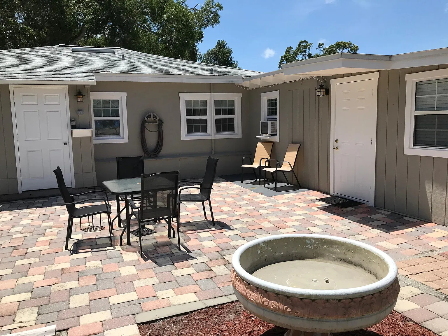 4 bed, 1640 sqft, $2,600 — Photo 4