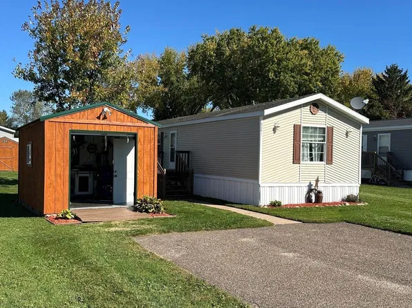 8841 Green Acres Ct #8841, Fall Creek, WI 54742