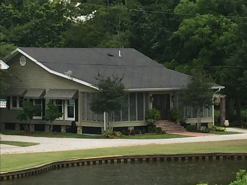 Cottage on Belle River