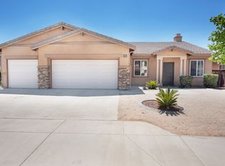 1090 Tulip Way, San Jacinto, CA 92582