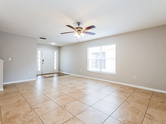 4th image of 22715 Saint Thomas Cir