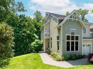 29 Landing Dr, Dobbs Ferry, NY 10522