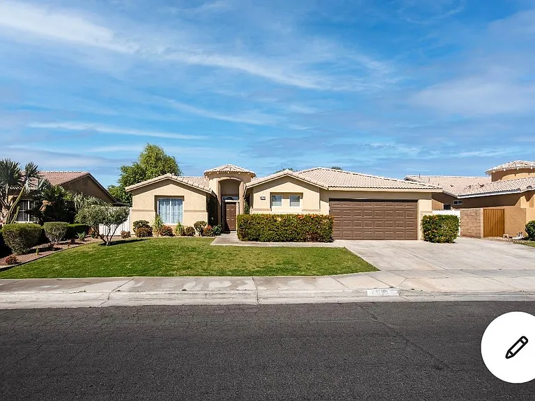 43209 Avenida Isabella — Photo 1
