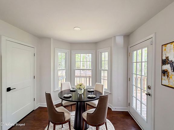 5th image of 515 Gablefield Ln