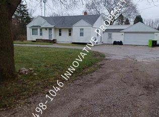7067 Miller Rd, Swartz Creek, MI 48473
