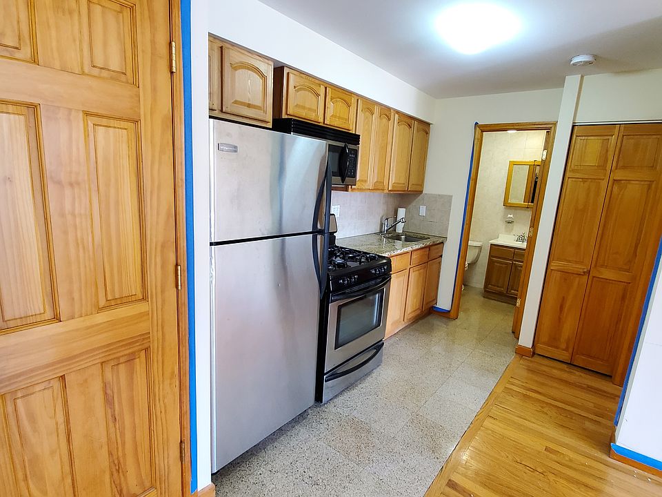 1st image of 30-60 36th St #B3