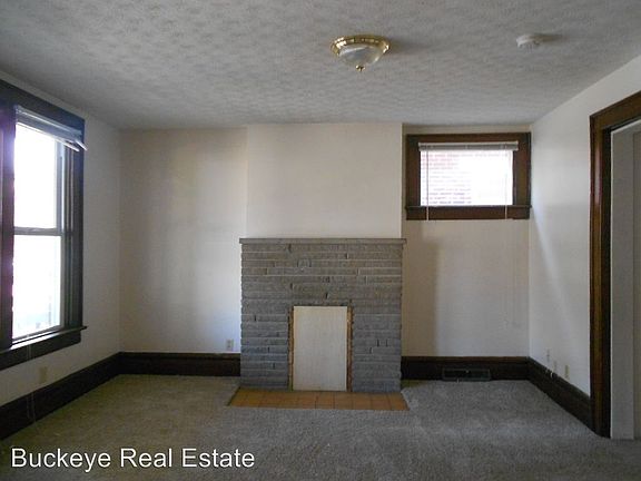 4th image of 115 E 11th Ave