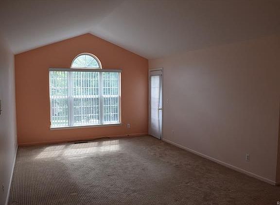 3rd image of 44883 Marigold Dr