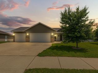 1921 Prairie Ave SW, Faribault, MN 55021