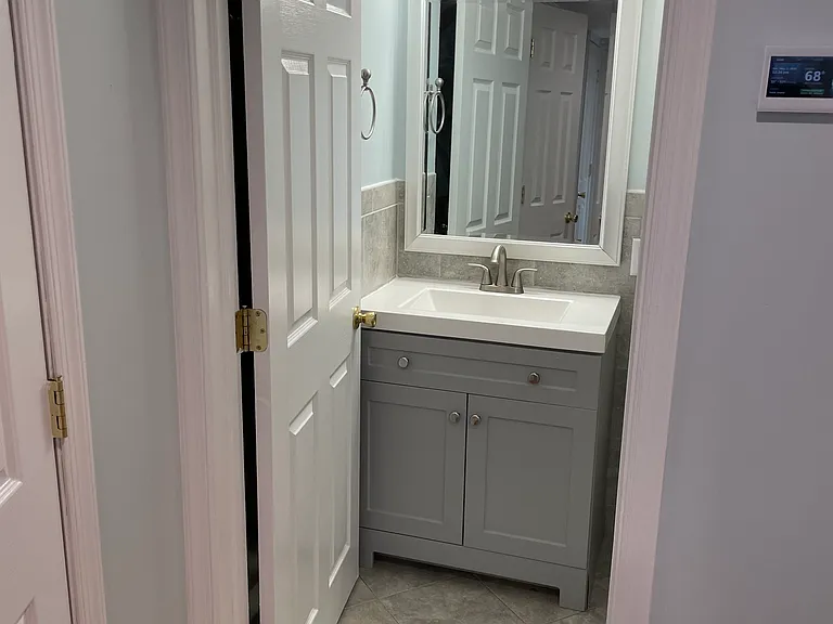 136 Garrett Ave #1 — Photo 26