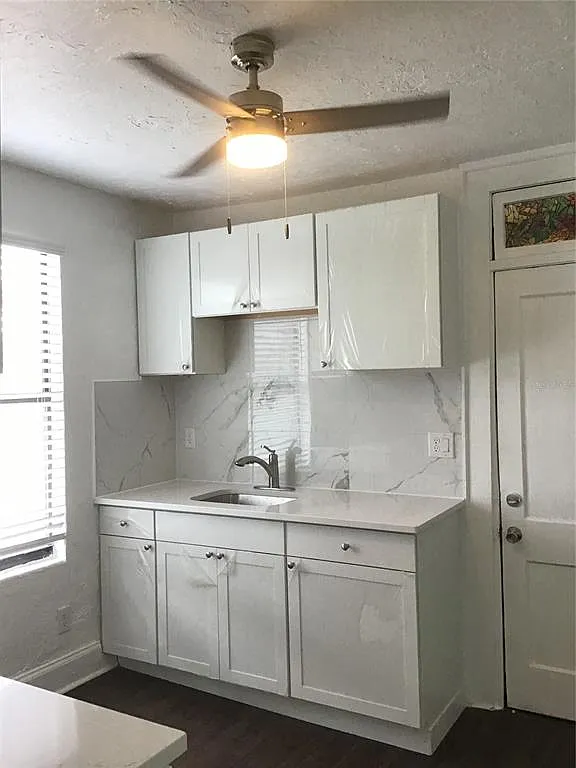 1 bed, 1.0 bath, 450 sqft, $1,200 — Photo 3