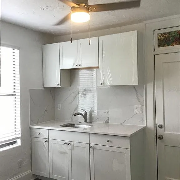 401 Colonia Ln E #15 — Photo 3