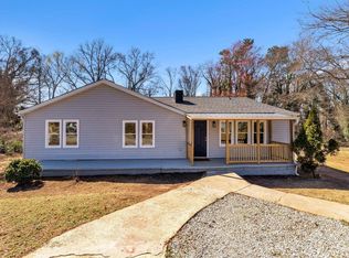 805 W Fairview Ave, Gaffney, SC 29341