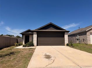 852 Village Brook Dr, Willis, TX 77378