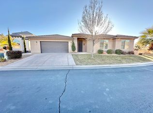 518 N Creek Ridge Cir, Washington, UT 84780