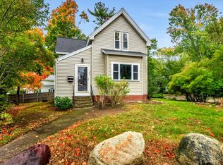 181 Pleasant St, Weymouth, MA 02190