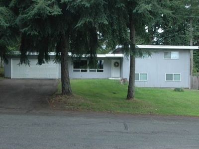 10922 Lundstrom Dr SW, Lakewood, WA, 98498