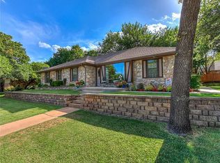 913 Marston Dr, Edmond, OK 73034