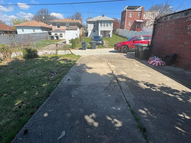 5032 E Capitol St NE — Photo 35