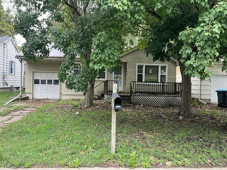 1st image of 121 Allison St