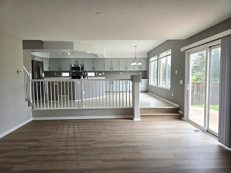 5058 Ashbrook Cir — Photo 11