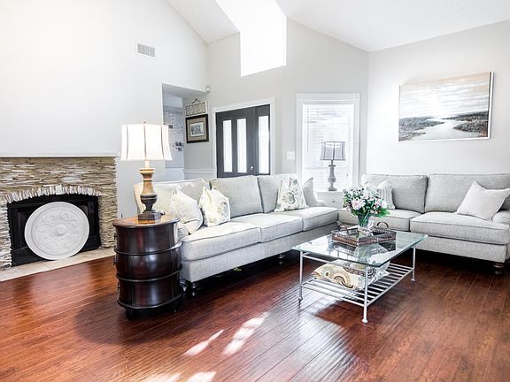 5th image of 8912 Boxwood Ln