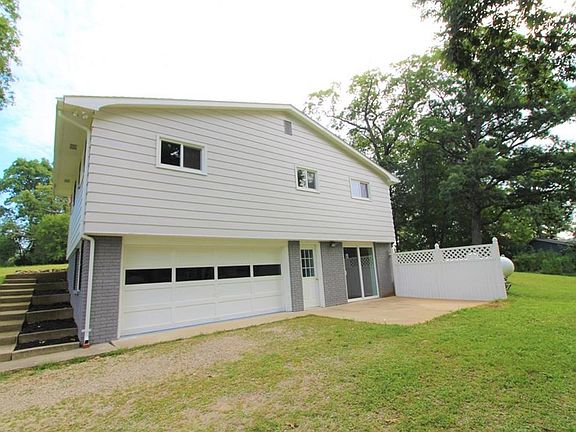2nd image of 5849 Hickory Dr